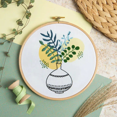 Green Fingers Embroidery Kit-Embroidery-Hawthorn Handmade-Acorns & Twigs
