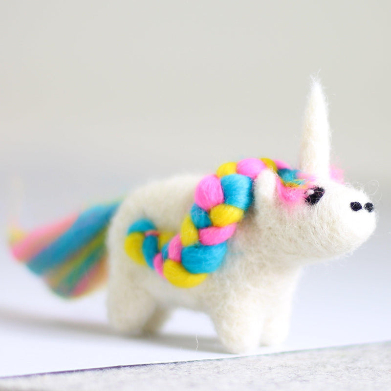 Unicorn Mini Felting Kit-Needle Felting-Hawthorn Handmade-Acorns & Twigs