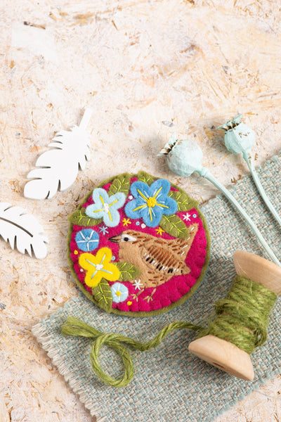 Wren Felt Craft Kit (Brooch)-Felt Craft-Hawthorn Handmade-Acorns & Twigs